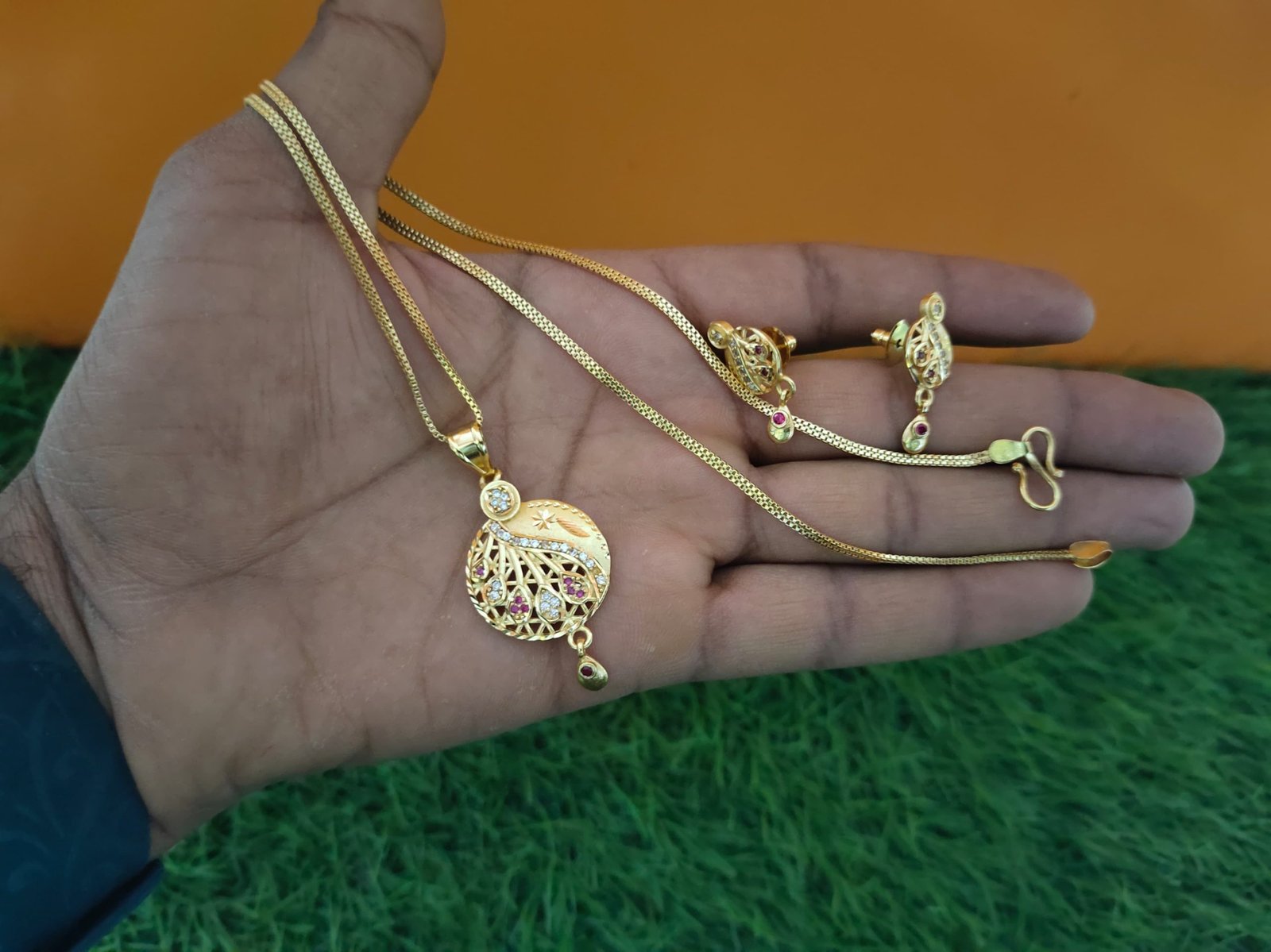 IMG-20250717-WA0473-scaled-1.jpg Pendant With Chain - Image 1